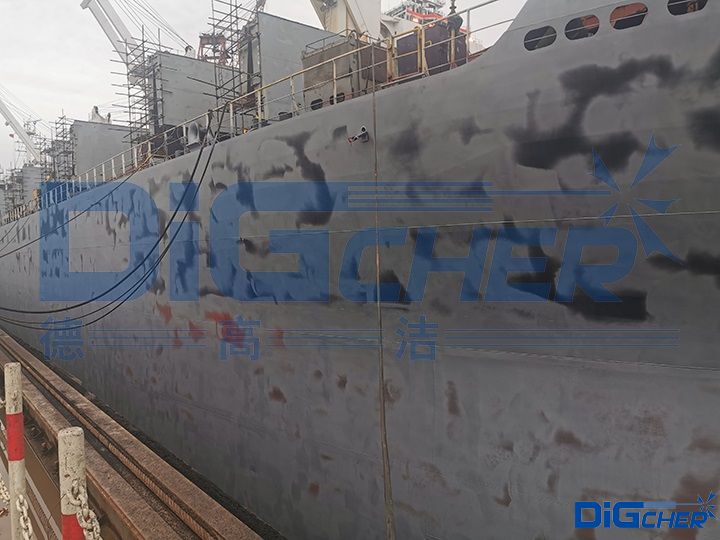 船舶壁面除銹后